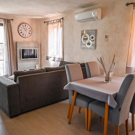 Teo Apartments Фунтана Екстериор снимка